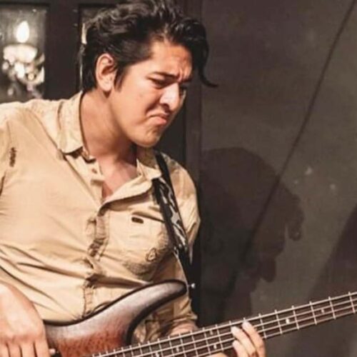 Emanuel-Ortega-bajo-electrico-portada
