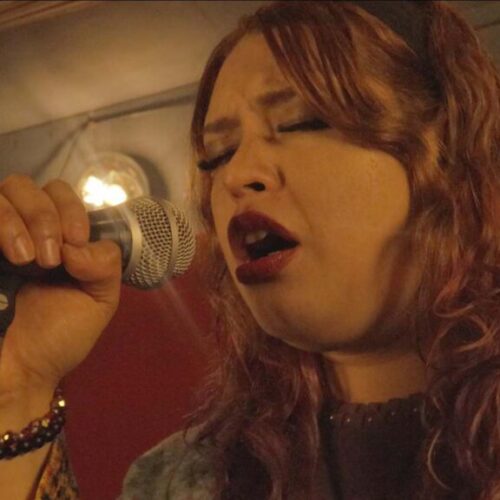Annie-Carrizales-canto-piano-portada