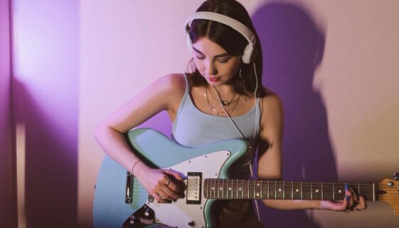 masternote-disciplinas-instrumentos-guitarra-electrica-2026
