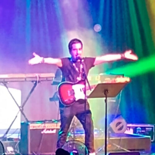Brian-Mendez-Guitarra-Electrica-Canto-Portada